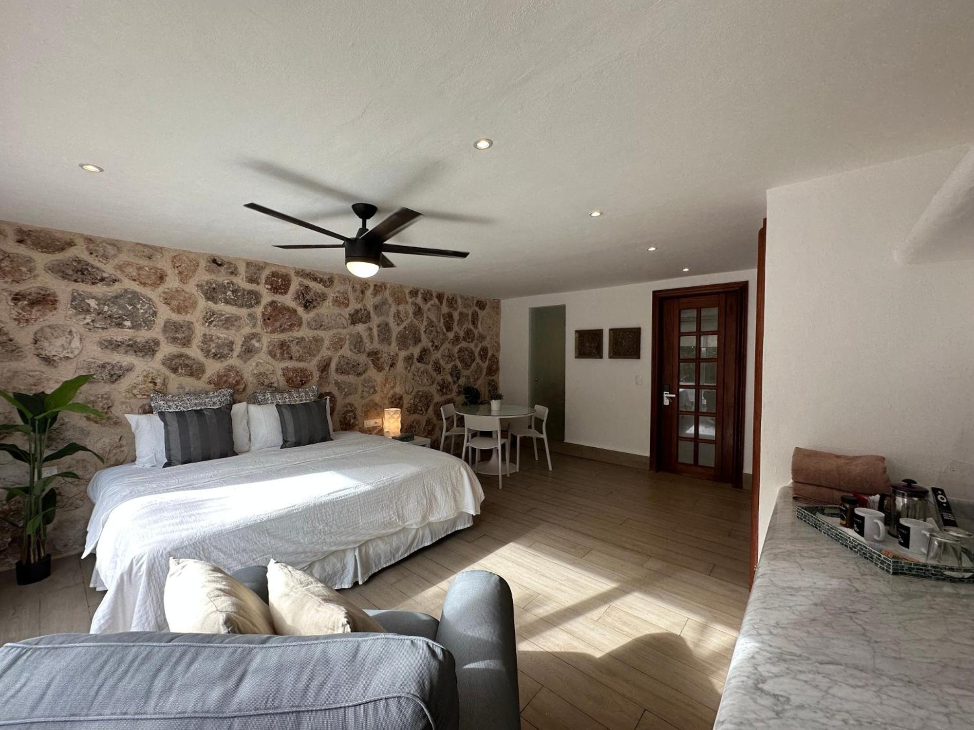 Casa Tortugas Boutique Hotel, An Authentic Hidden Gem In Cancun Exterior photo